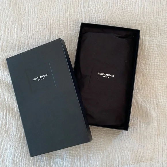 YSL Wallet - Picture 6 of 7